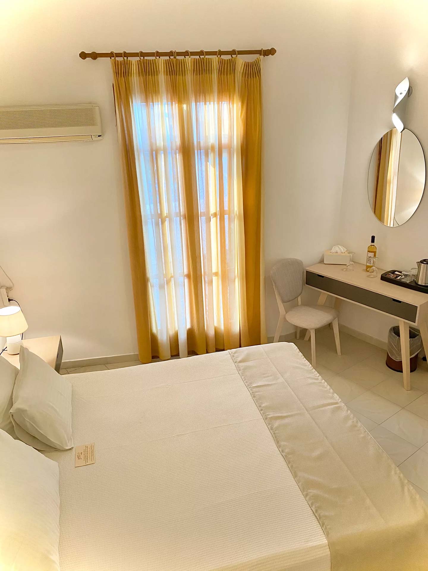 Room in Serifos