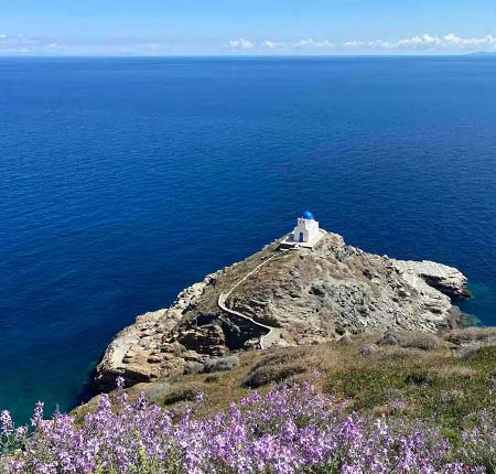 Θέα στους 7 Μάρτυρες και στο Αιγαίο